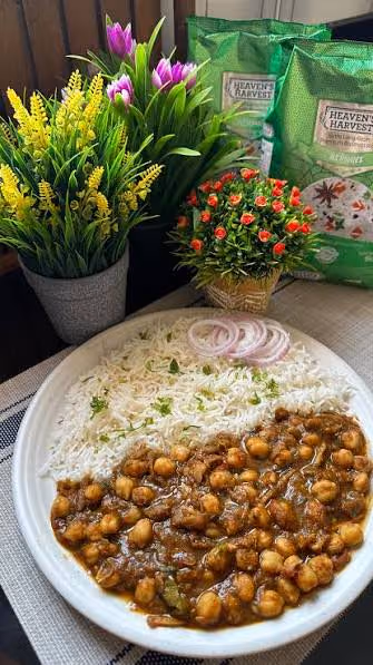 Pehlwan Chawal Cholay
