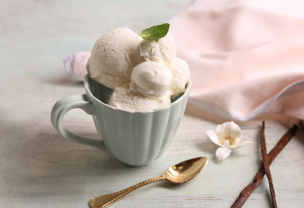 Vanilla Cup